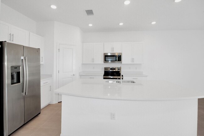 Foto del edificio - Palmero Annual Townhouse for Rent