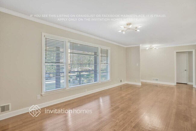 Foto del edificio - 3715 Wisteria Ln SW