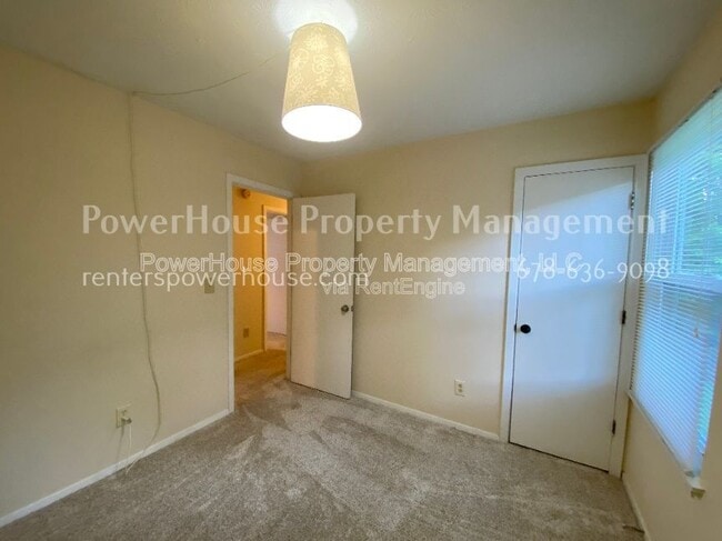 Building Photo - 4725 Carversham Way