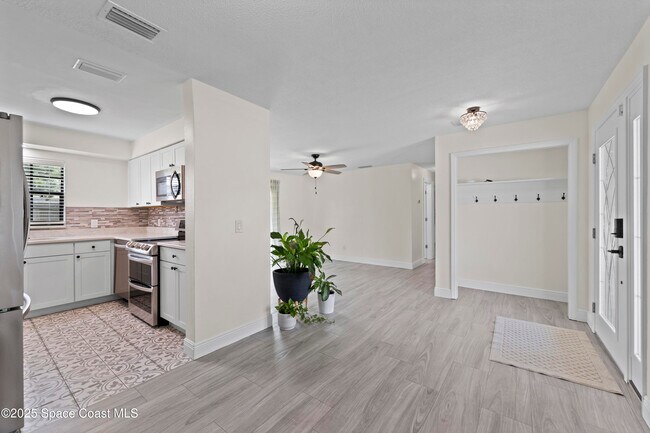 1066 El Camino Dr Rockledge FL - 1066 El Camino Dr Rockledge Fl Building Photo