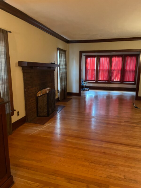 Primary Photo - 251 Allen Ave