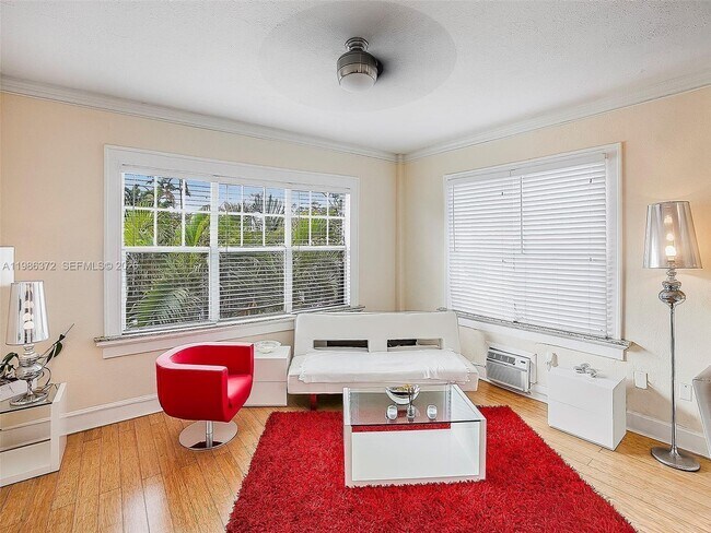 Foto del edificio - 1611 Michigan Ave