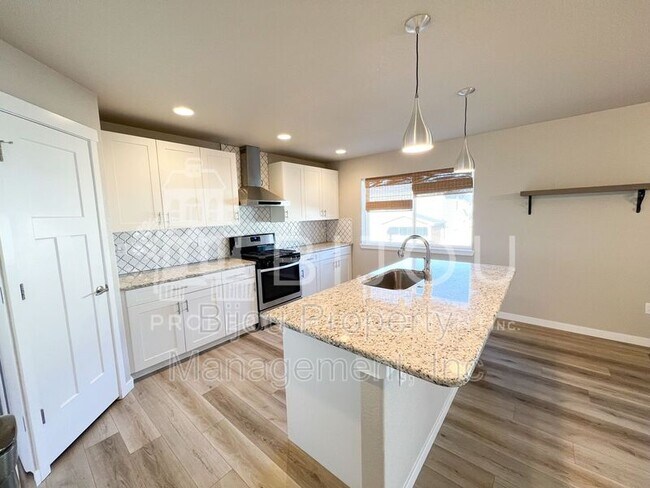 Building Photo - 4908 Wolf Moon Dr