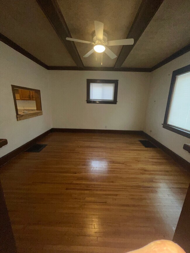 Foto del edificio - 921 N Winnebago St