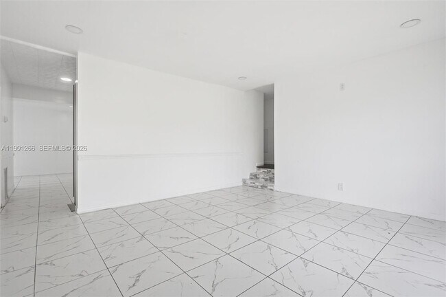 Foto del edificio - 2280 SW 43rd Ave