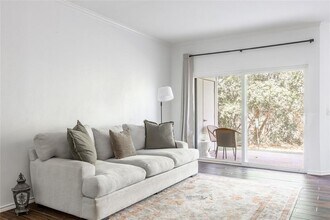 Building Photo - 6000 Shepherd Mountain Cove