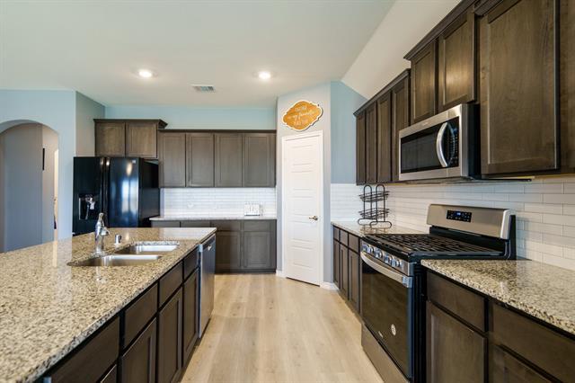 Foto del edificio - 303 Headwater Dr