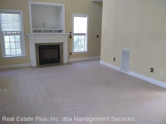 Building Photo - 4 br, 3 bath House - 205 Westerly Road