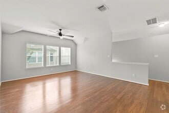 Building Photo - 1313 Paige St