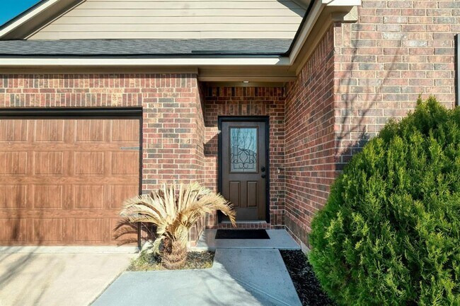 Building Photo - 1244 Yellow Iris Rd