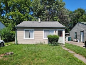 Building Photo - 1449 E Harry Ave