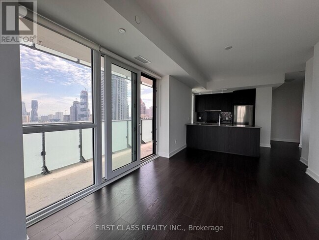 Building Photo - 4130-4130 Parkside Village Dr