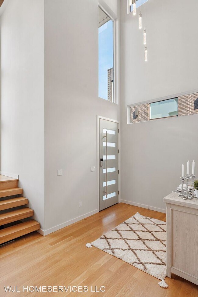Foto del edificio - 4 br, 3.5 bath House - 10315 NE 65th Way