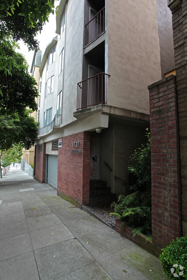 Building Photo - 1737 Jackson St
