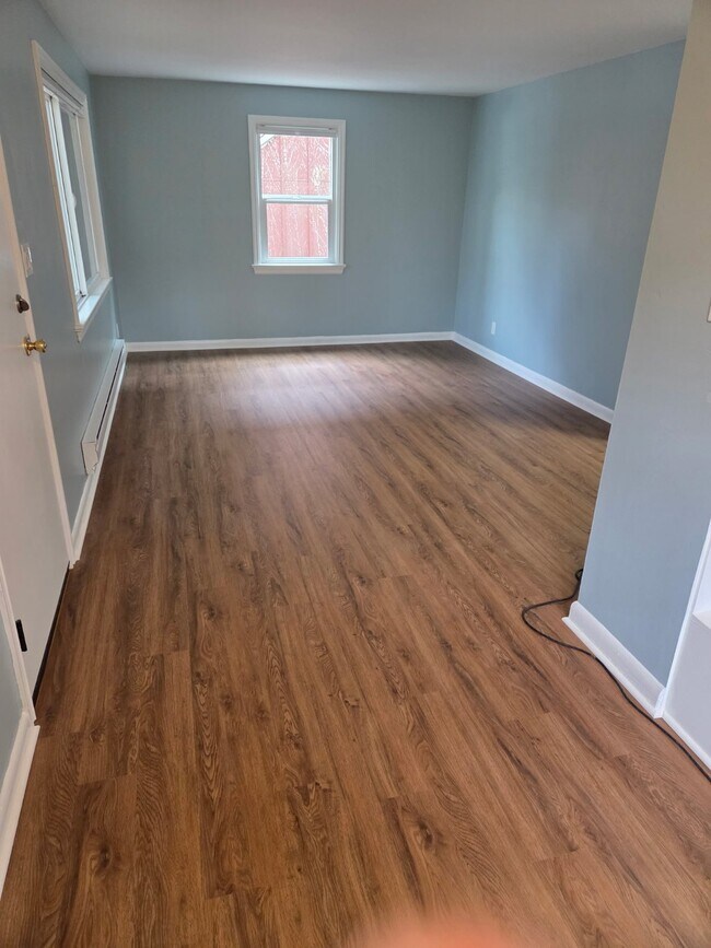 Sala de estar separada del comedor - 4424 42nd Ave SW