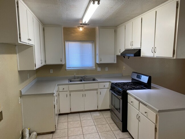 Foto del edificio - 30791 Robinson Rd