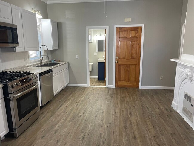 Foto del edificio - 128 Penn St