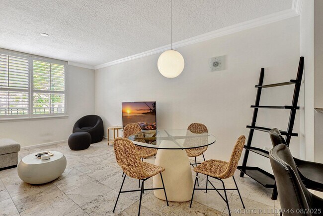 Foto del edificio - 580 S Sapodilla Ave