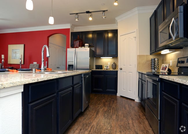 4BR,3BA-1910sft - Olympus Woodbridge
