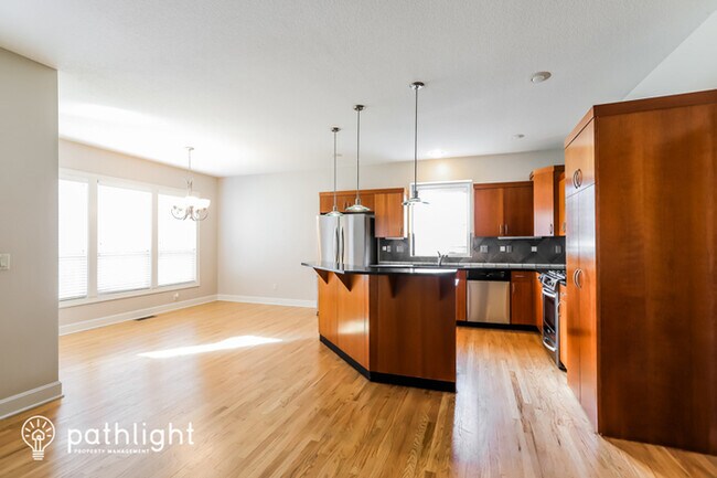 Building Photo - 1805 NE Volos Ct, Blue Springs, MO, 64029