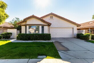 Building Photo - 8829 E Riviera Dr