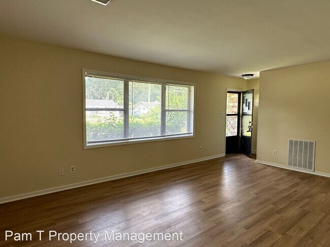 Foto del edificio - 3 br, 1.5 bath House - 3618 Oakland Court