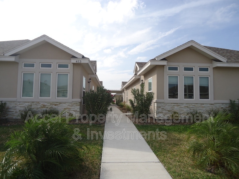 413 Downing Ave Unit 3, Edinburg, TX 78539 Condo for Rent in Edinburg