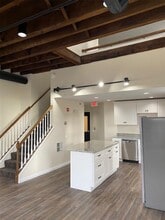 Building Photo - 1181 Elm St