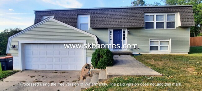 Building Photo - 803 Wildwood Dr