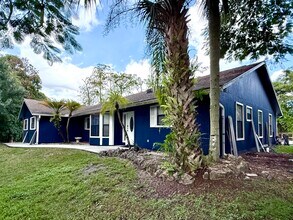 Building Photo - 15684 86th Way N