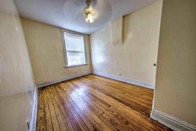 Foto del edificio - Recently Renovated 2 bedroom 1 bath home w...