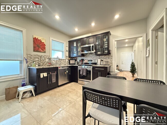 Foto del edificio - 82 Newbury St