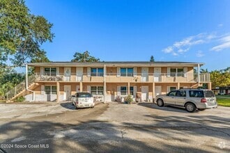 Building Photo - 89 NW Irwin Ave