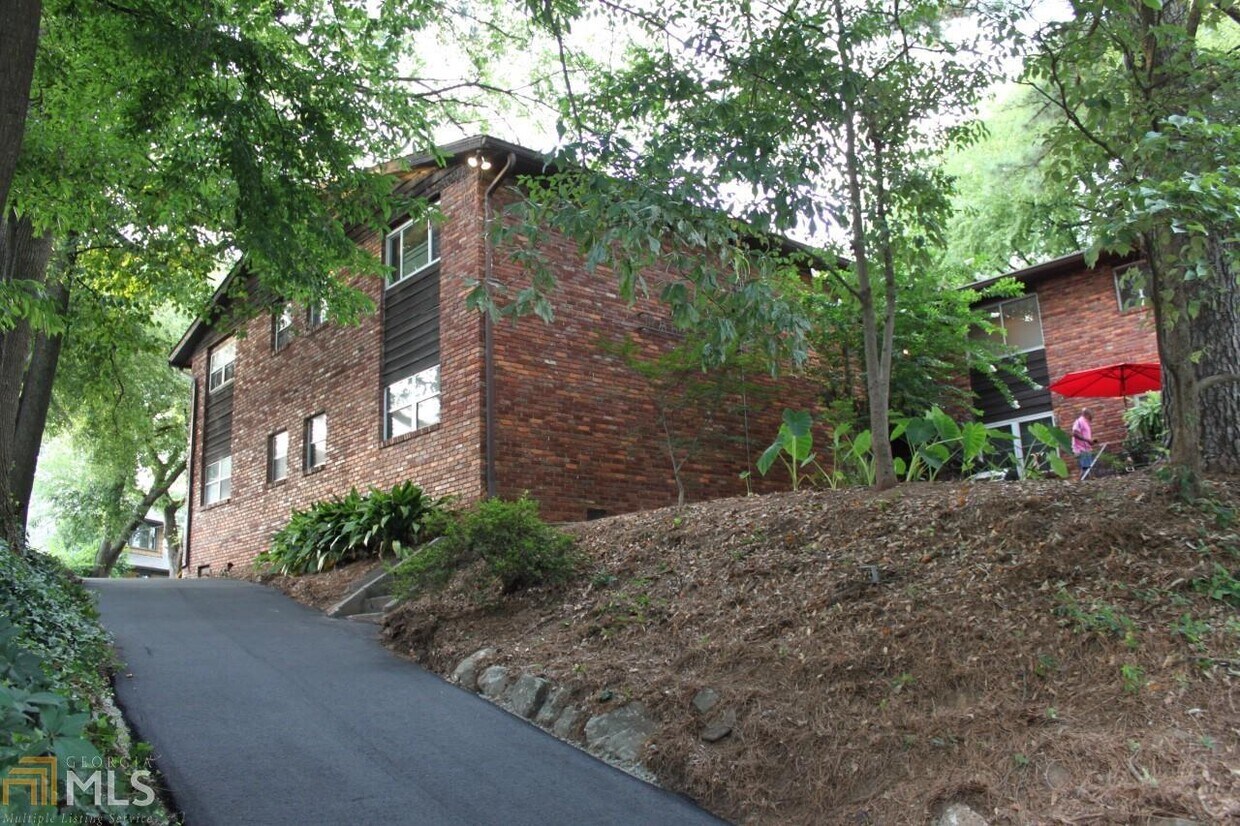 1284 Piedmont Ave NE, Atlanta, GA 30309 House for Rent in Atlanta, GA