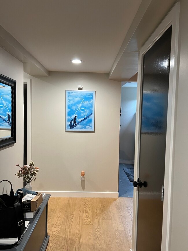Foto del edificio - 1661-1663 Washington St. Unit 207