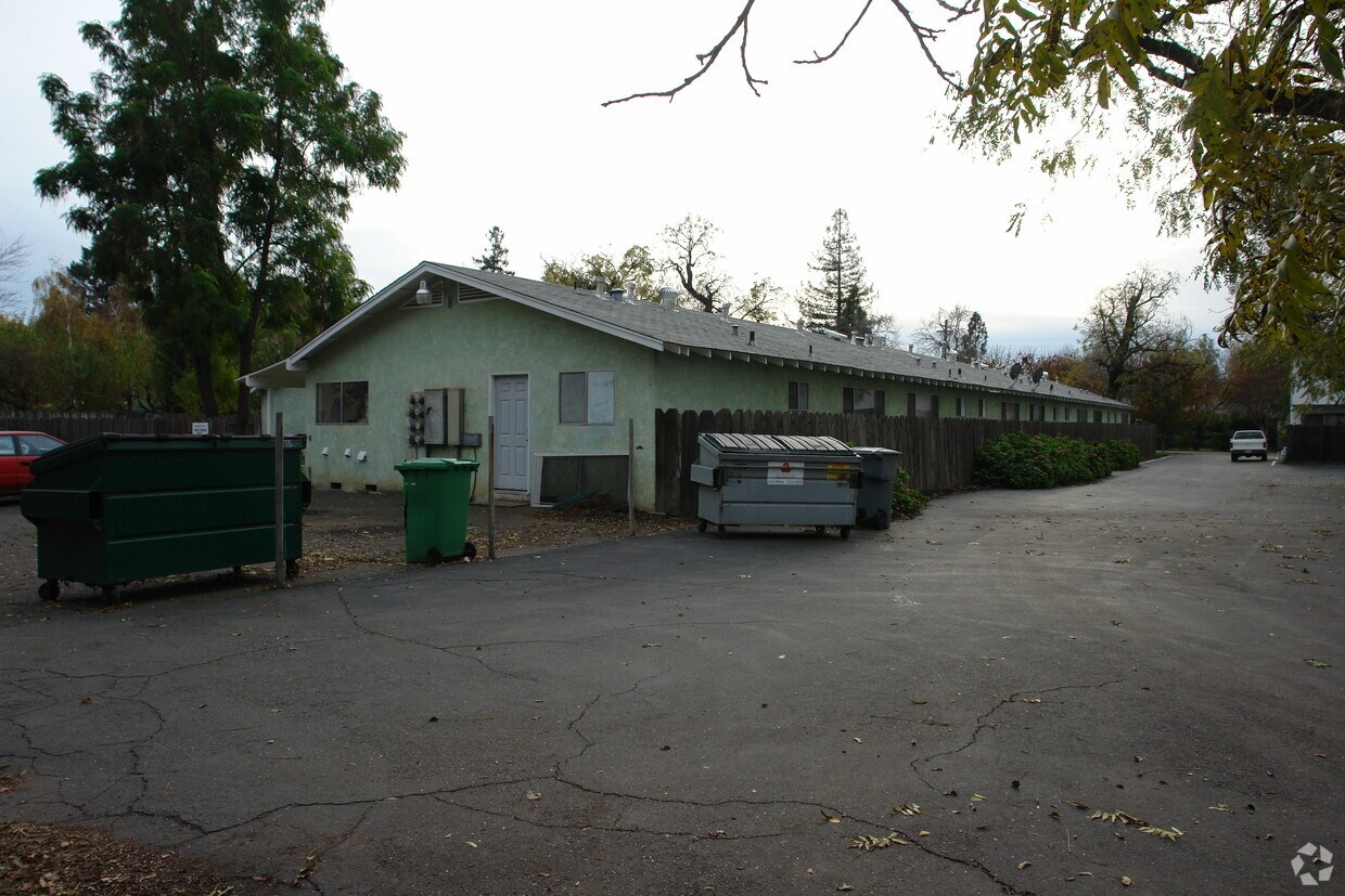 12061208 Palm Ave, Chico, CA 95926 Apartments in Chico, CA