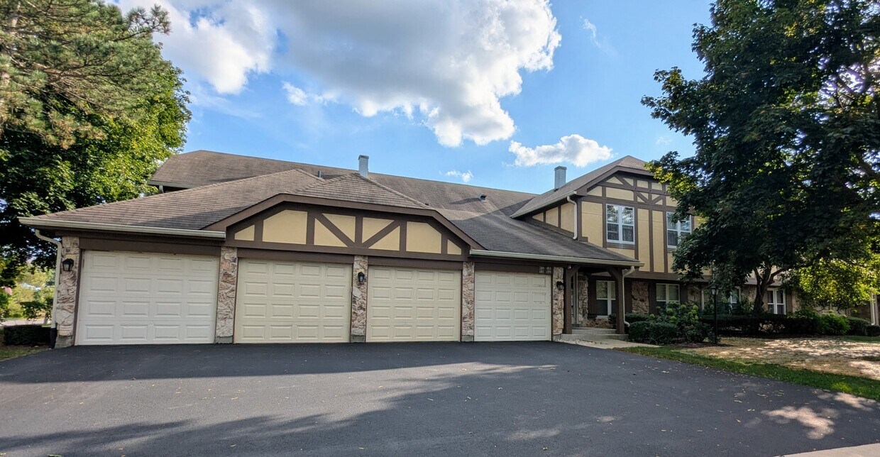 Foto principal - 181 Brook Ln