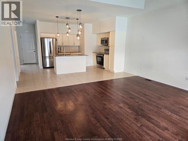 Building Photo - 6085 Livingstone St