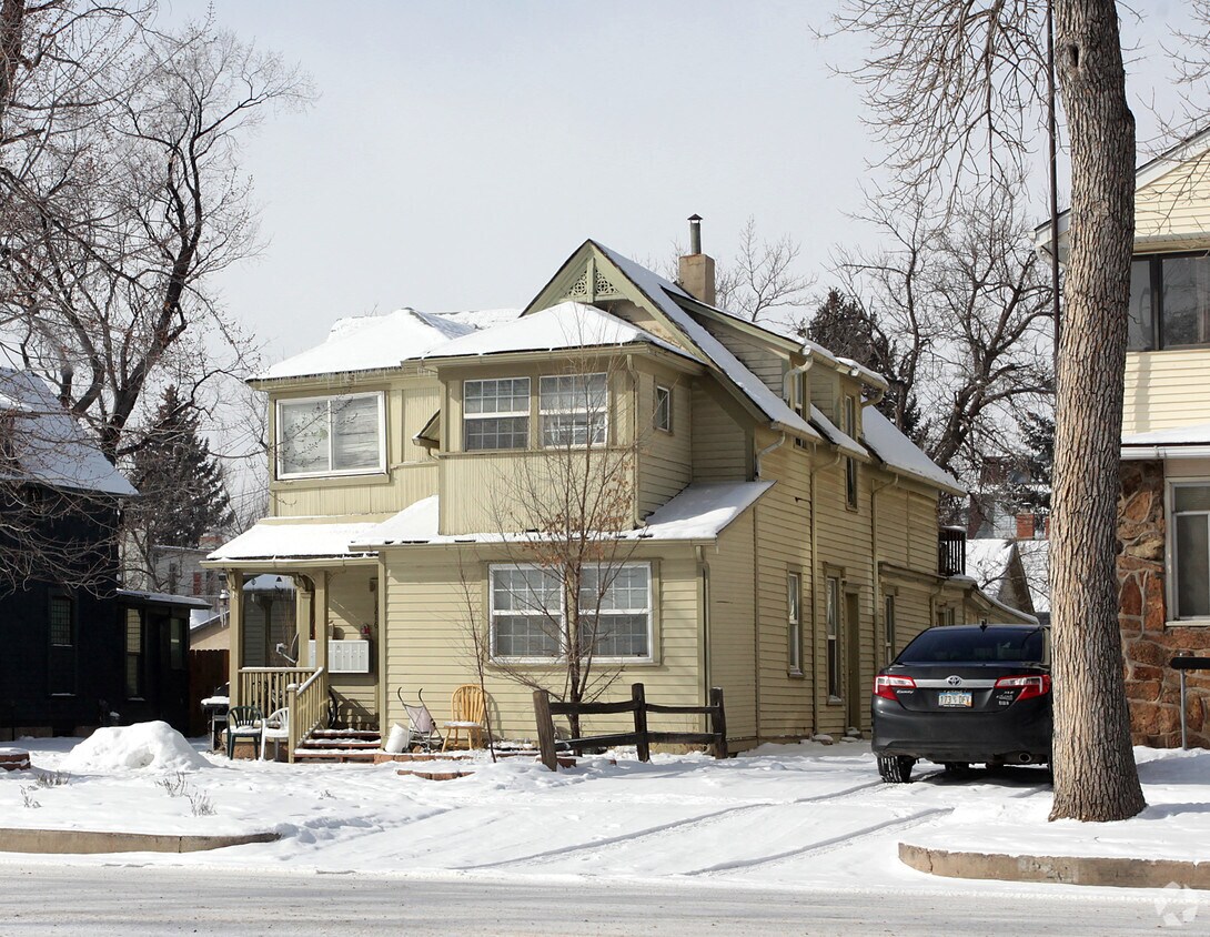 Primary Photo - 1216 N Weber St