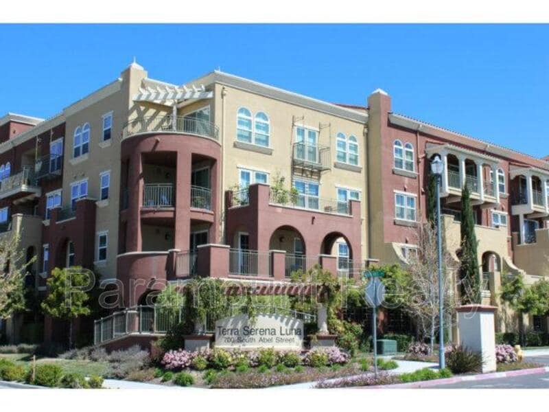 Foto principal - 700 S Abel St