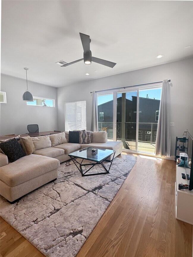 Foto del edificio - 4702 Oats St