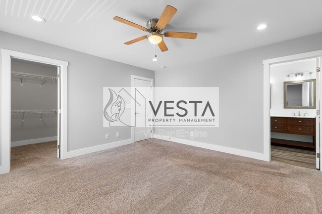 Foto del edificio - 12 Riddle Rd