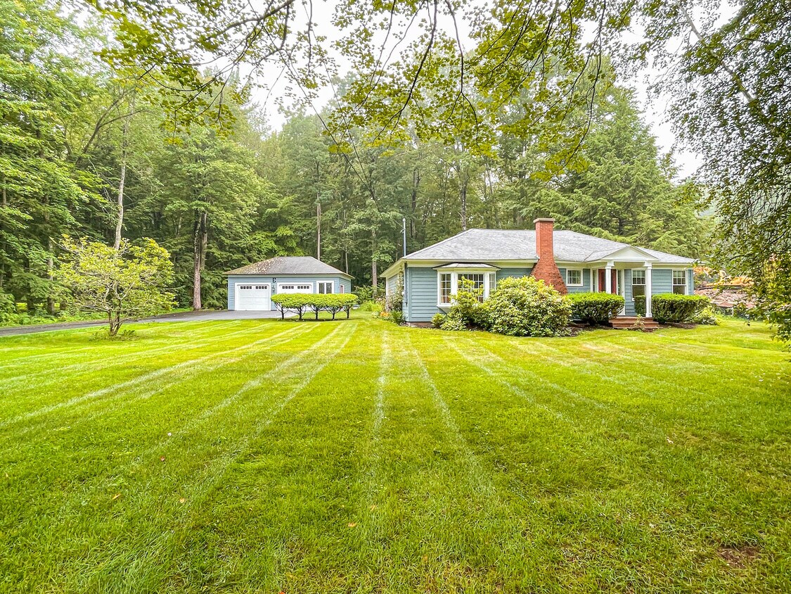 91 Brook Rd, Falmouth, ME 04105 House Rental in Falmouth, ME