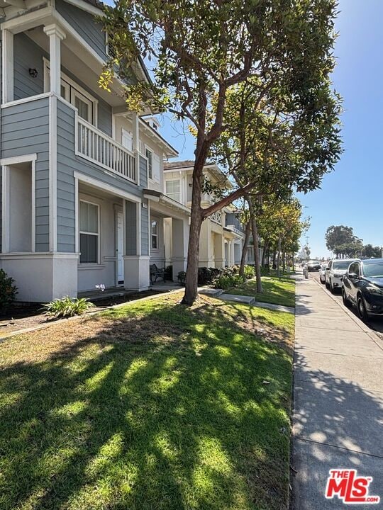 Building Photo - 214 E Port Hueneme Rd