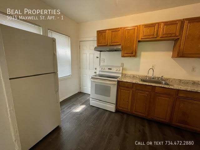 Foto del edificio - 5015 Maxwell St