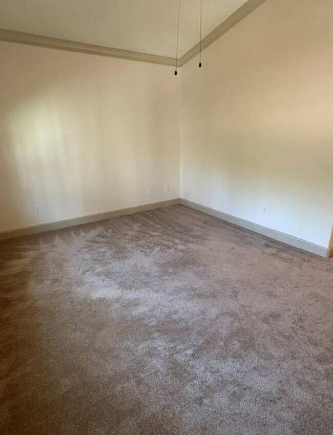 Foto del edificio - Charming 2BR Duplex in Stockton