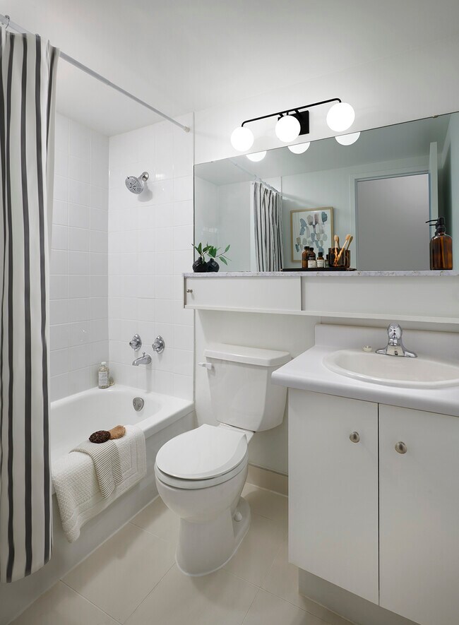 Photo du bâtiment - Hampton House South