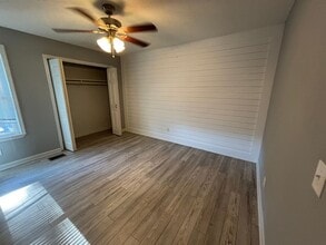 Building Photo - 901 Olmstead Dr