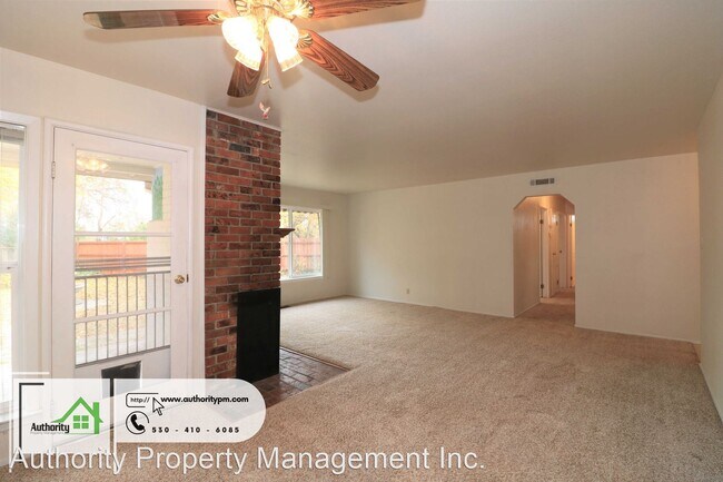 Foto del edificio - 3 br, 2 bath House - 5744 Mountain View