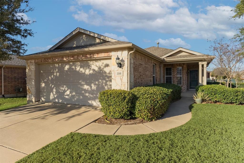 Foto principal - 516 Oakland Hills Ln